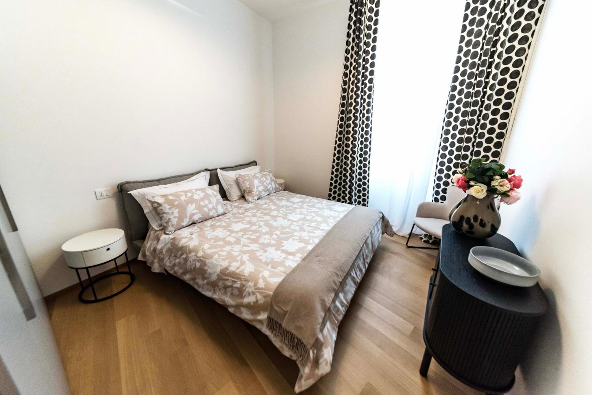 Dream Suites Milano San Babila Экстерьер фото